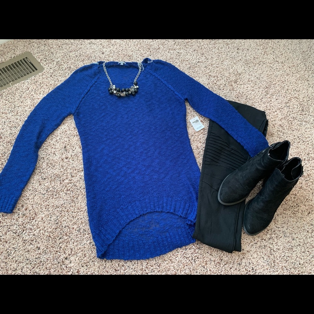 Blue hi-low sweater
